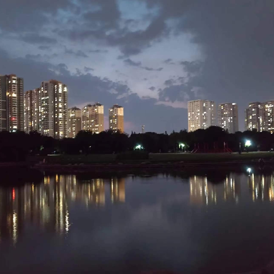 一口可爱的奶油