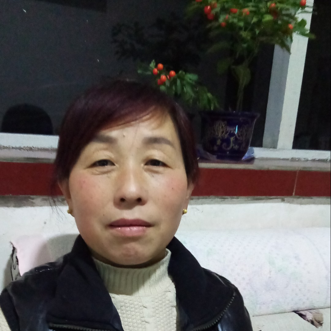 爱吃五香烧饼的胖圆圆