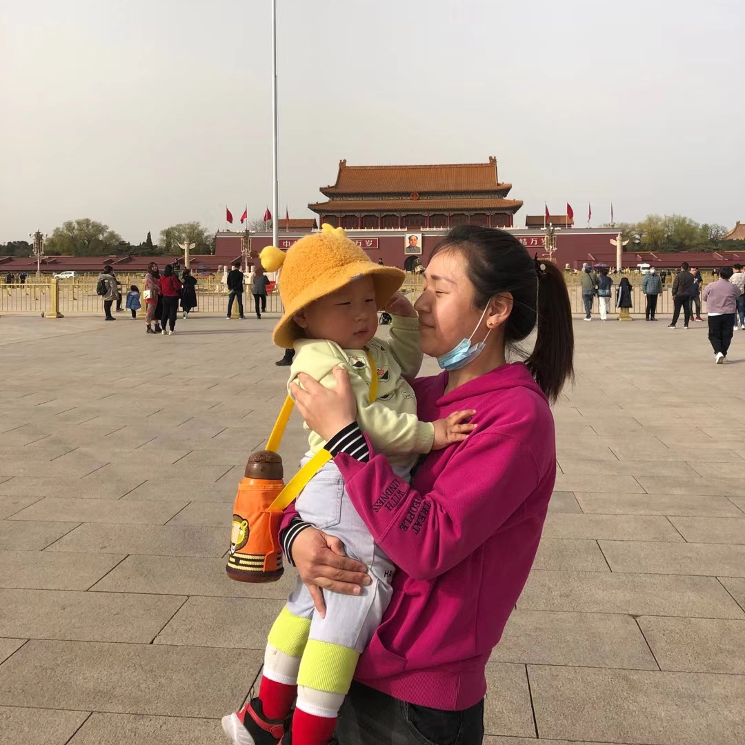 蓝盈盈的宽叶柳兰