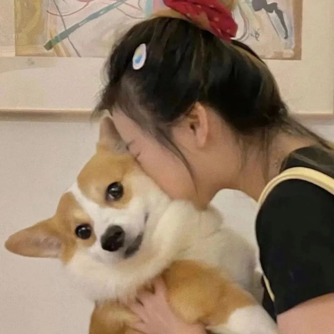 笑哈哈星球的小可爱:)