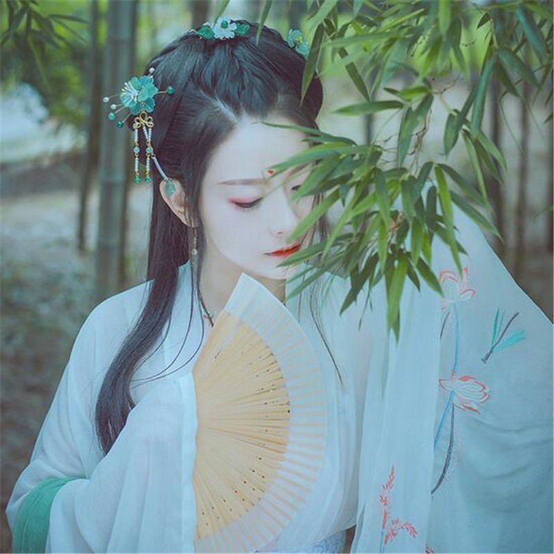 爱吃洋芋沙拉的杨柳