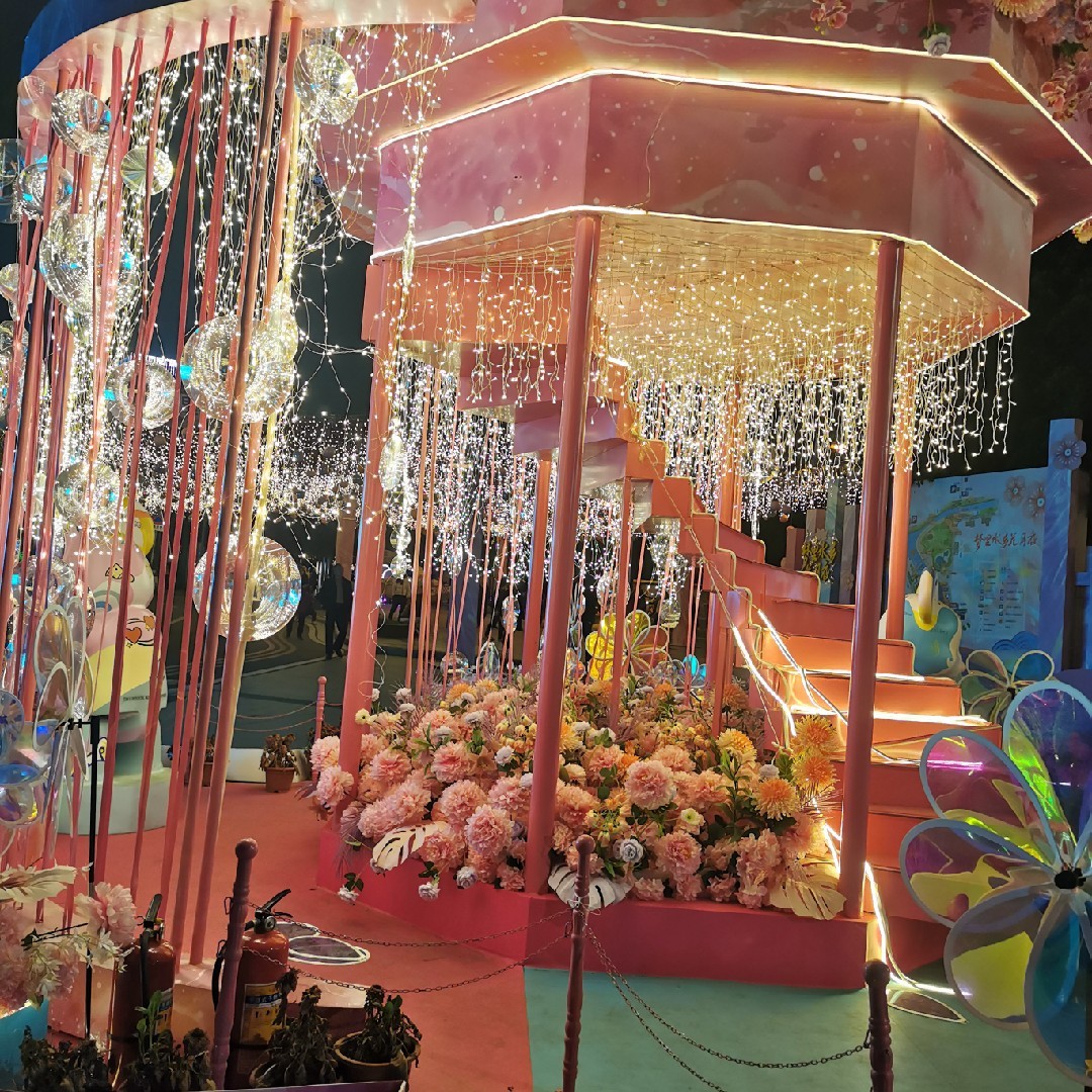 土红的三亚乌药