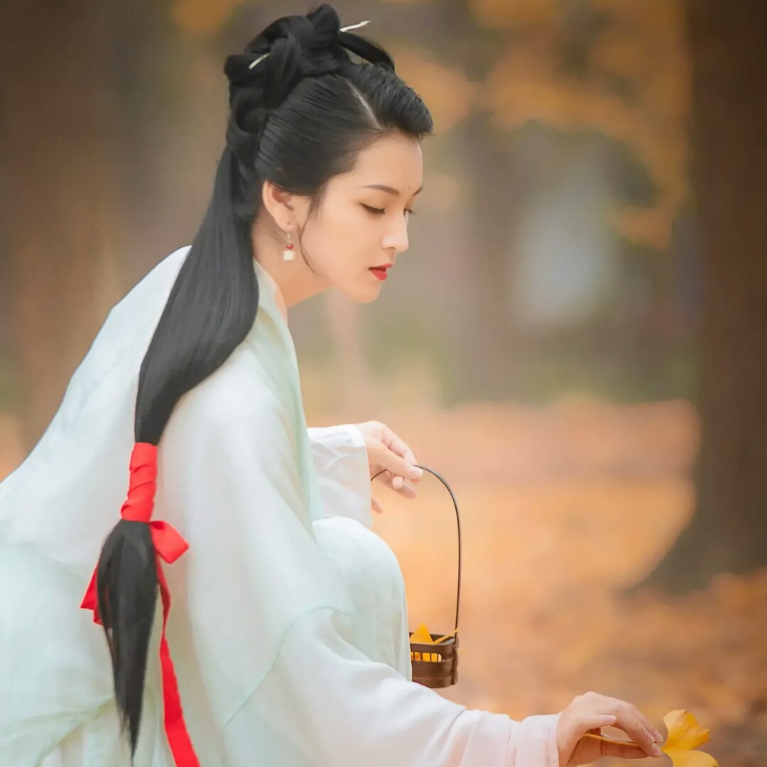 辉涩炫影45705258