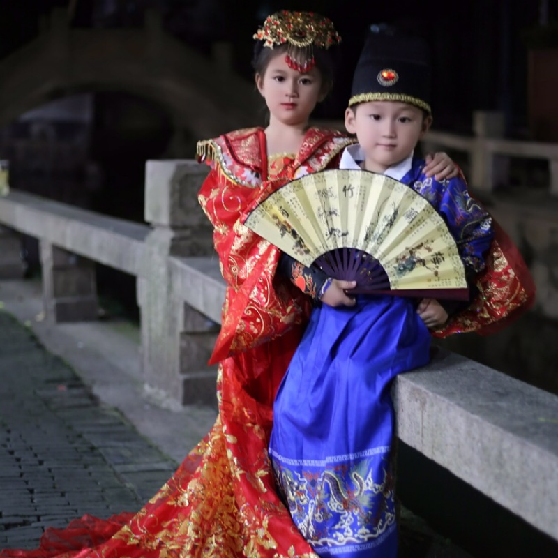 我们永远幸福快乐，