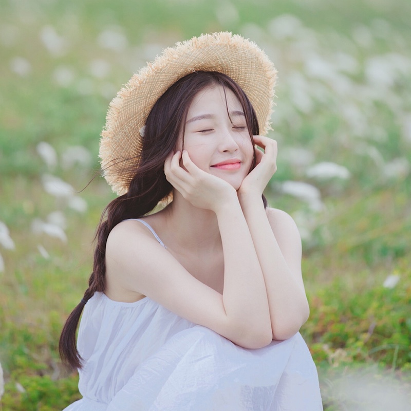 爱吃抹茶奶糕的春卷