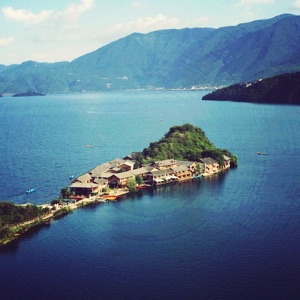 沉默的美丽天使