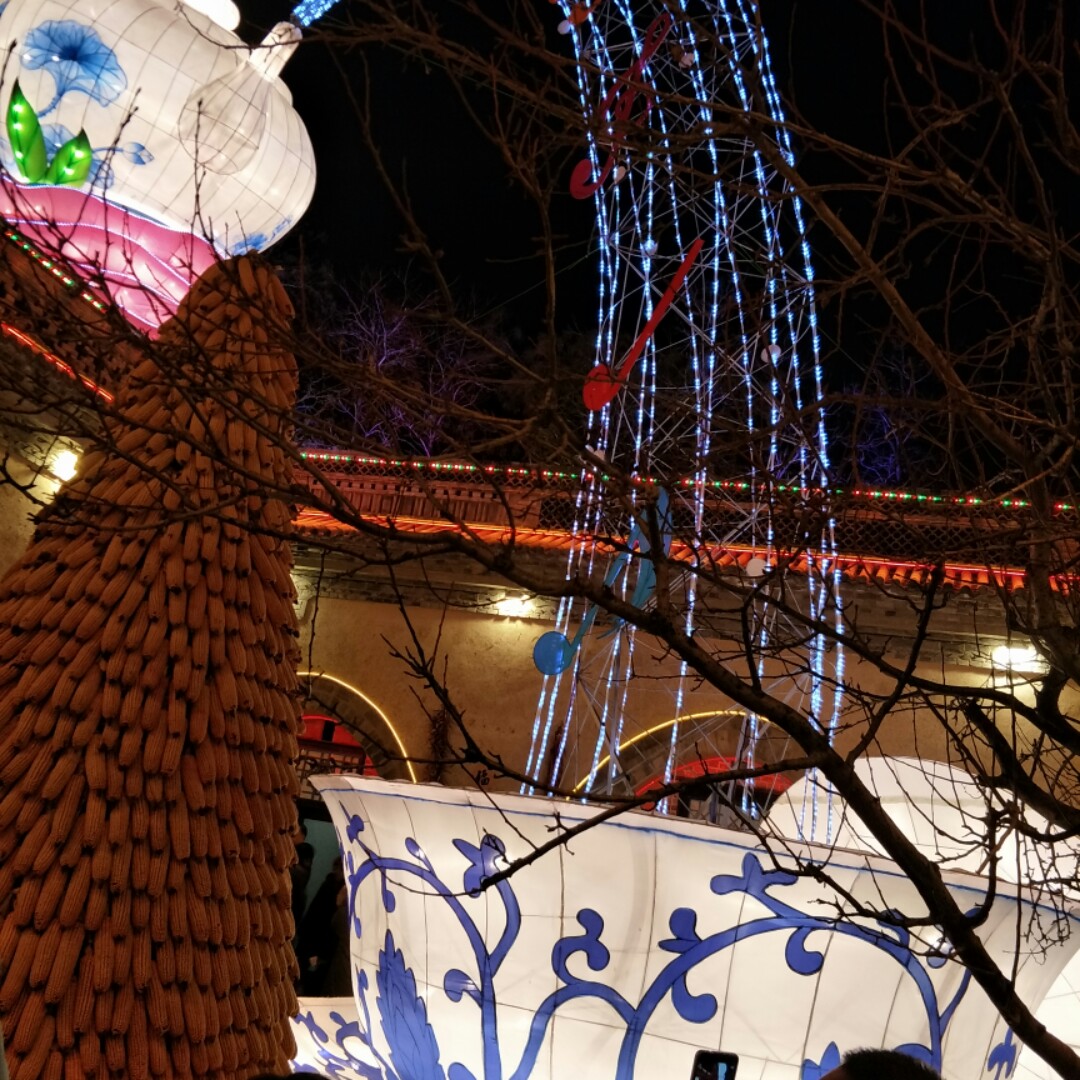 一片枫叶染红了季节