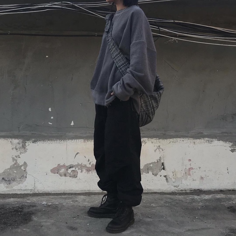 谢锐韬吃猪蹄嘛