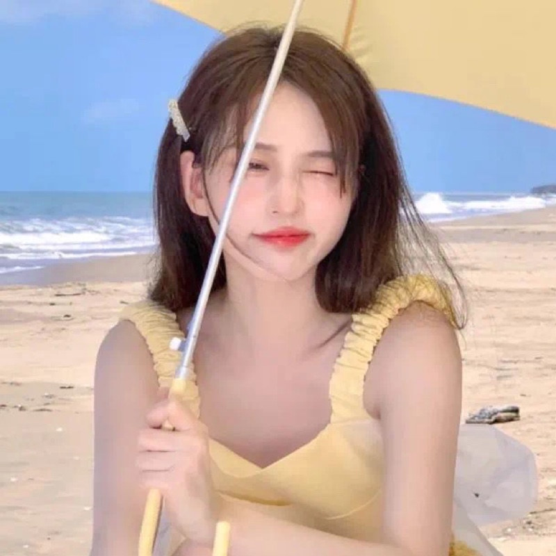 易烊千玺圈外女友