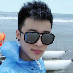 张小烁是东北小正太