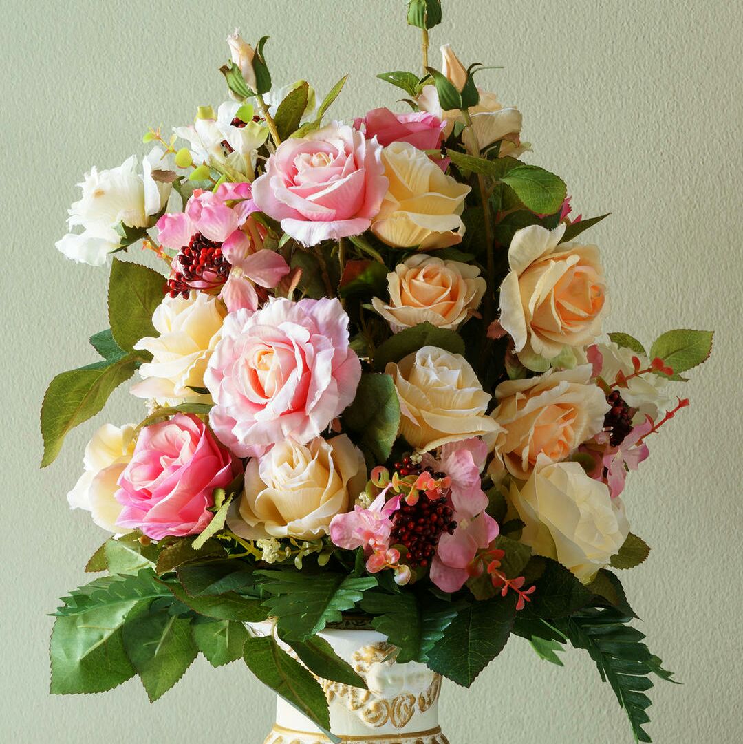 爱吃玫瑰芋泥的阳光