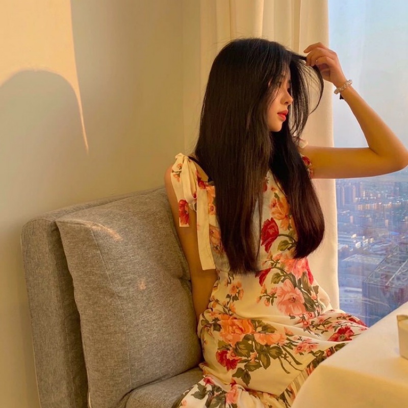 少吃两块蛋糕趴