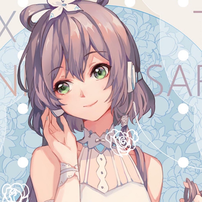 初音的蓝白胖次