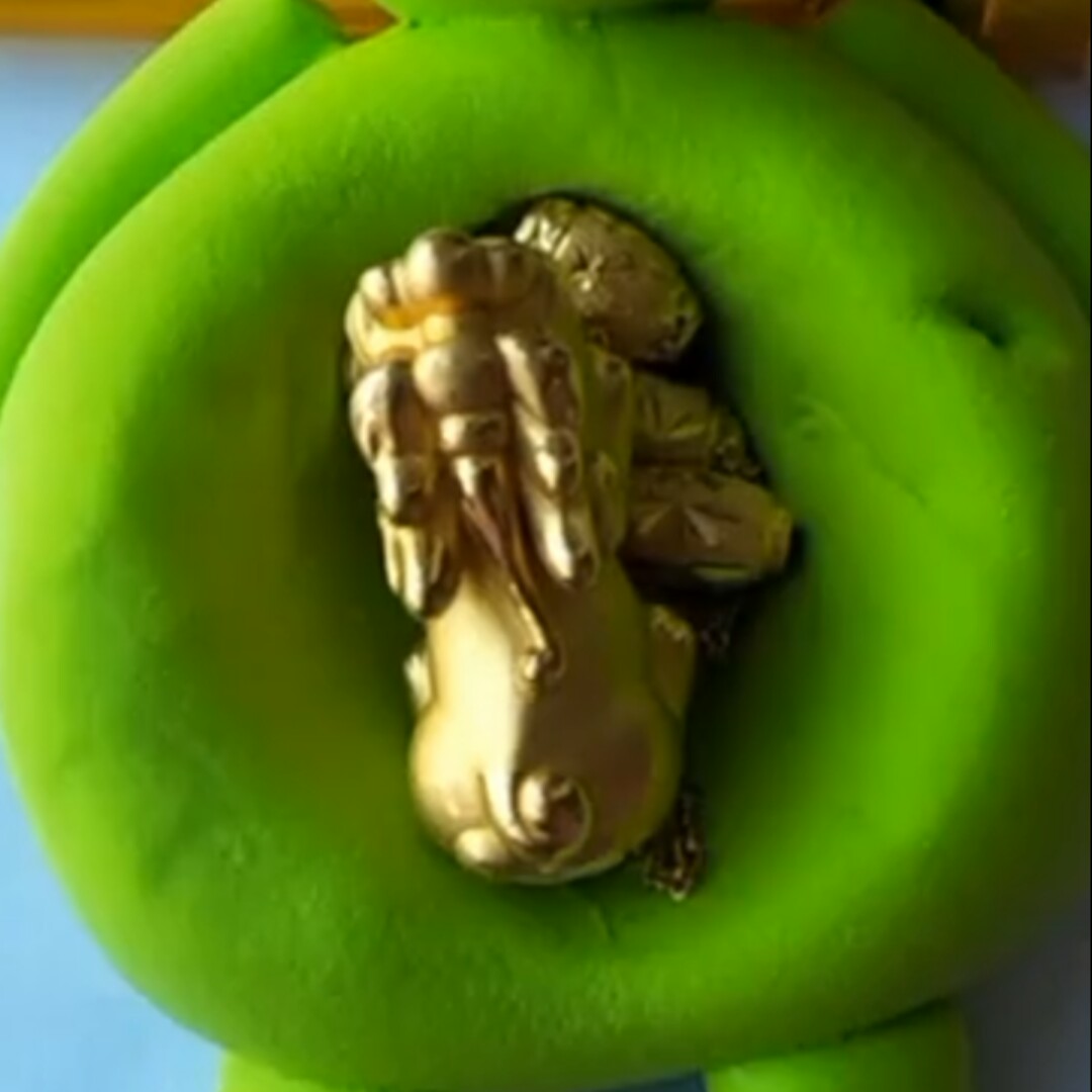 爱吃木须鸡蛋的锦瑟