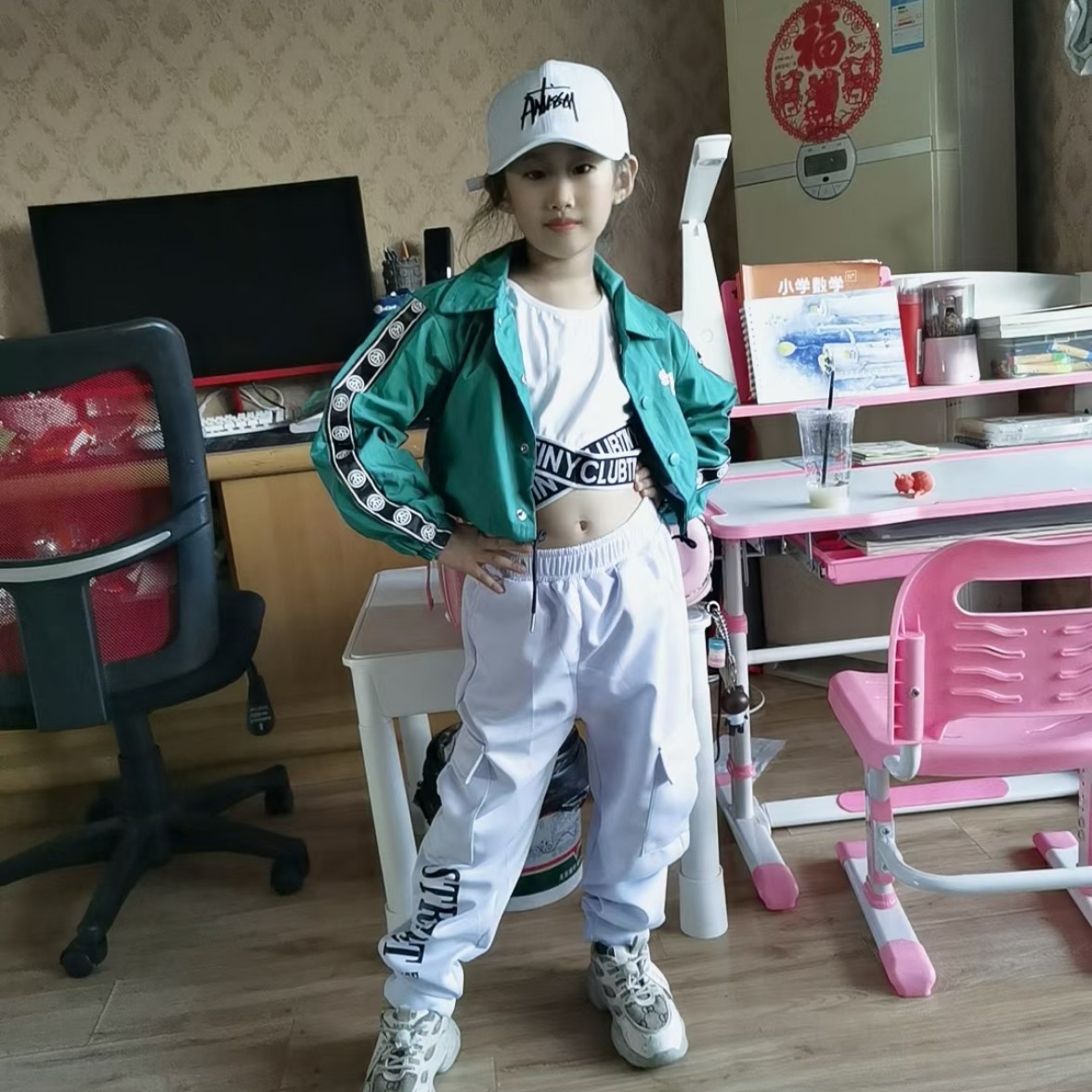 爱吃干煸茧勇的七夜