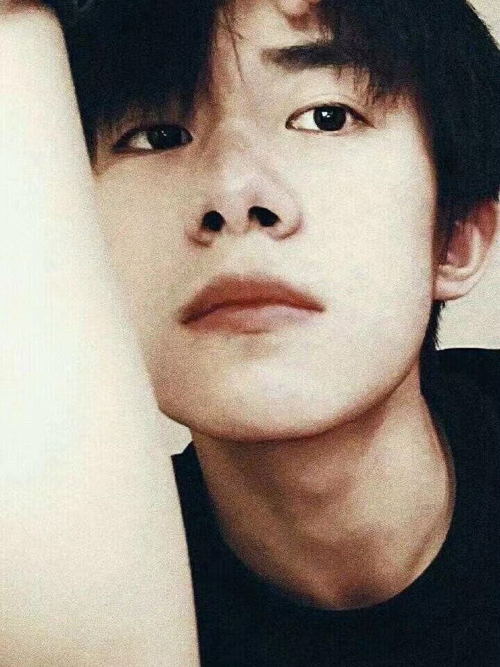 伤感文字也配不上我