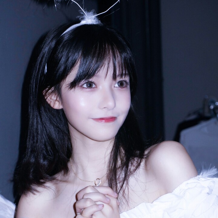 小羊吃羊肉串串