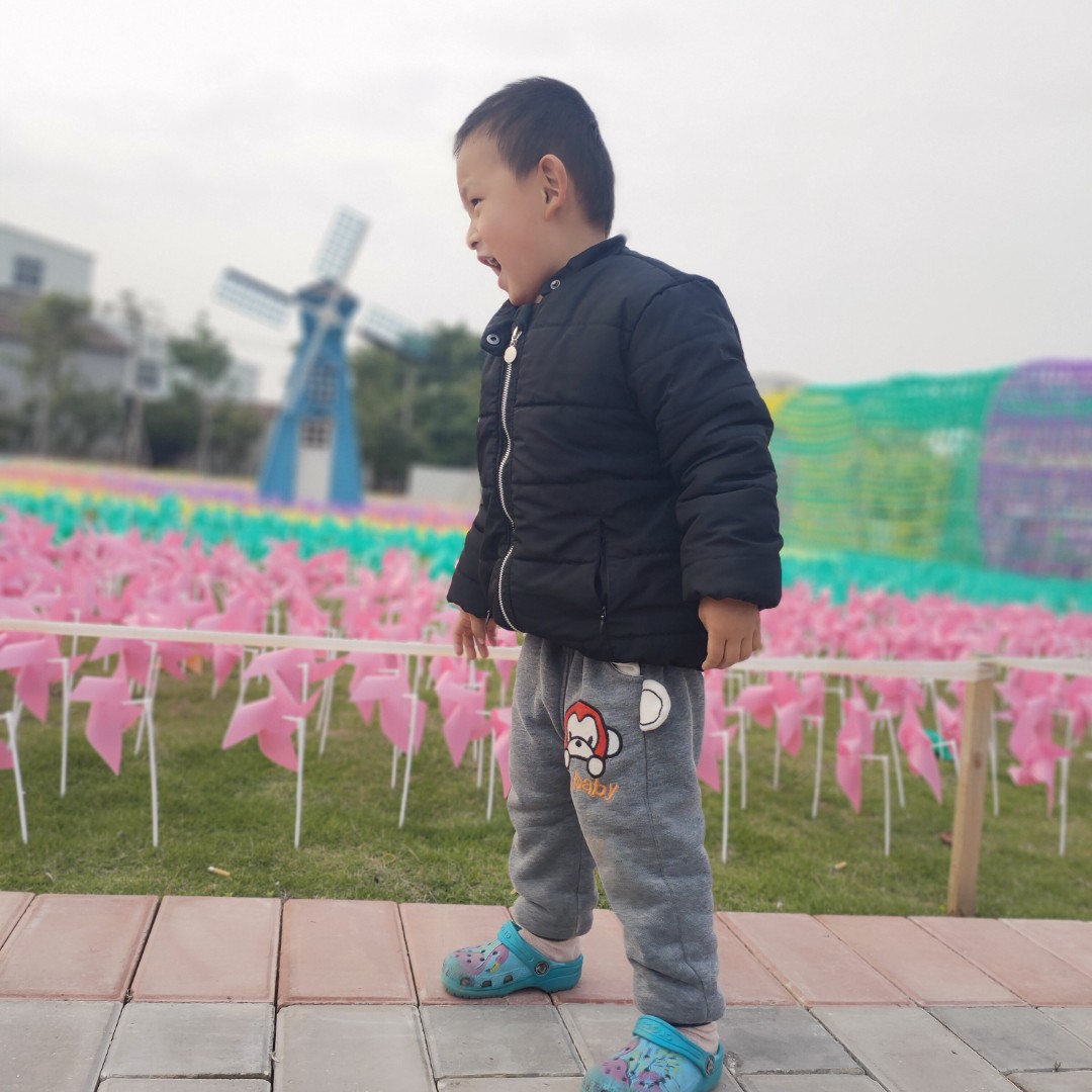 任性的小奶狗哒哒哒