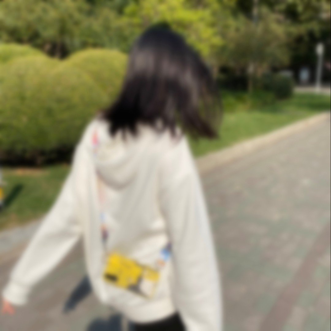 七七的小甜甜呀