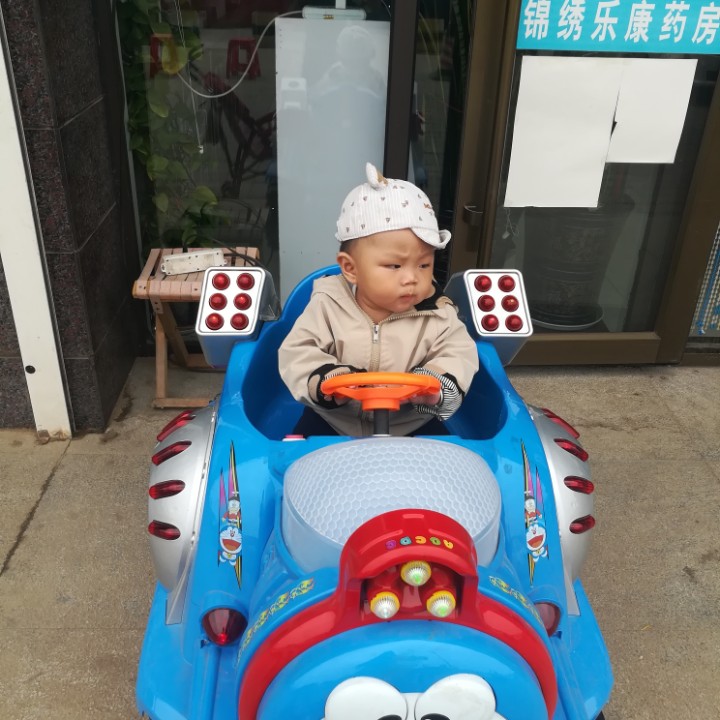 睡懒觉的阿狸00