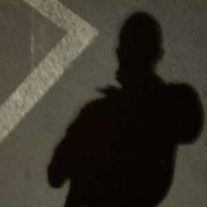 郭哥不跟你嘻嘻哈哈