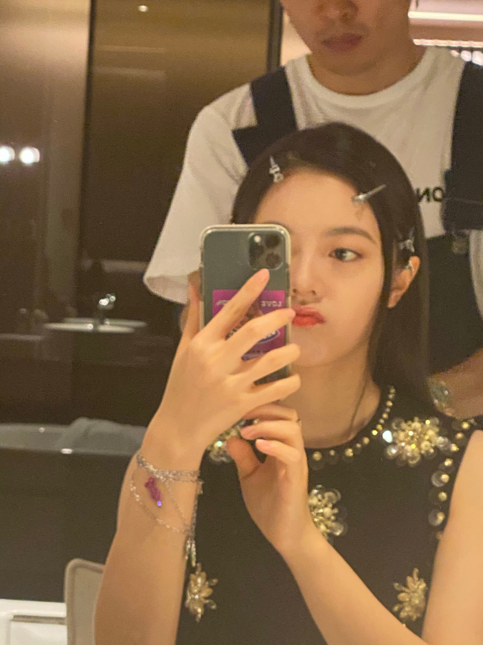 我们都爱吃炸鸡腿