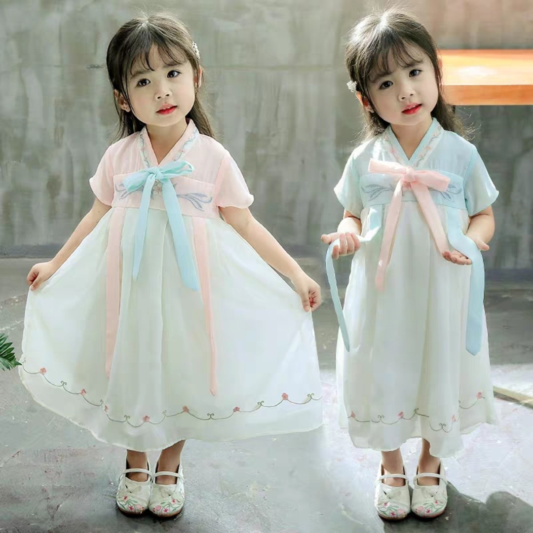 爱吃三色培根的春天