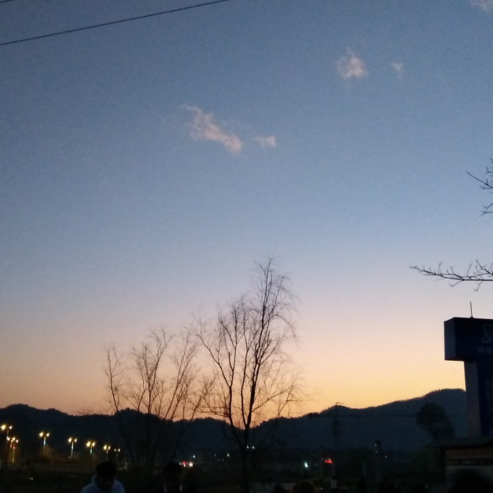 爱吃三丝炒蛋的山川52