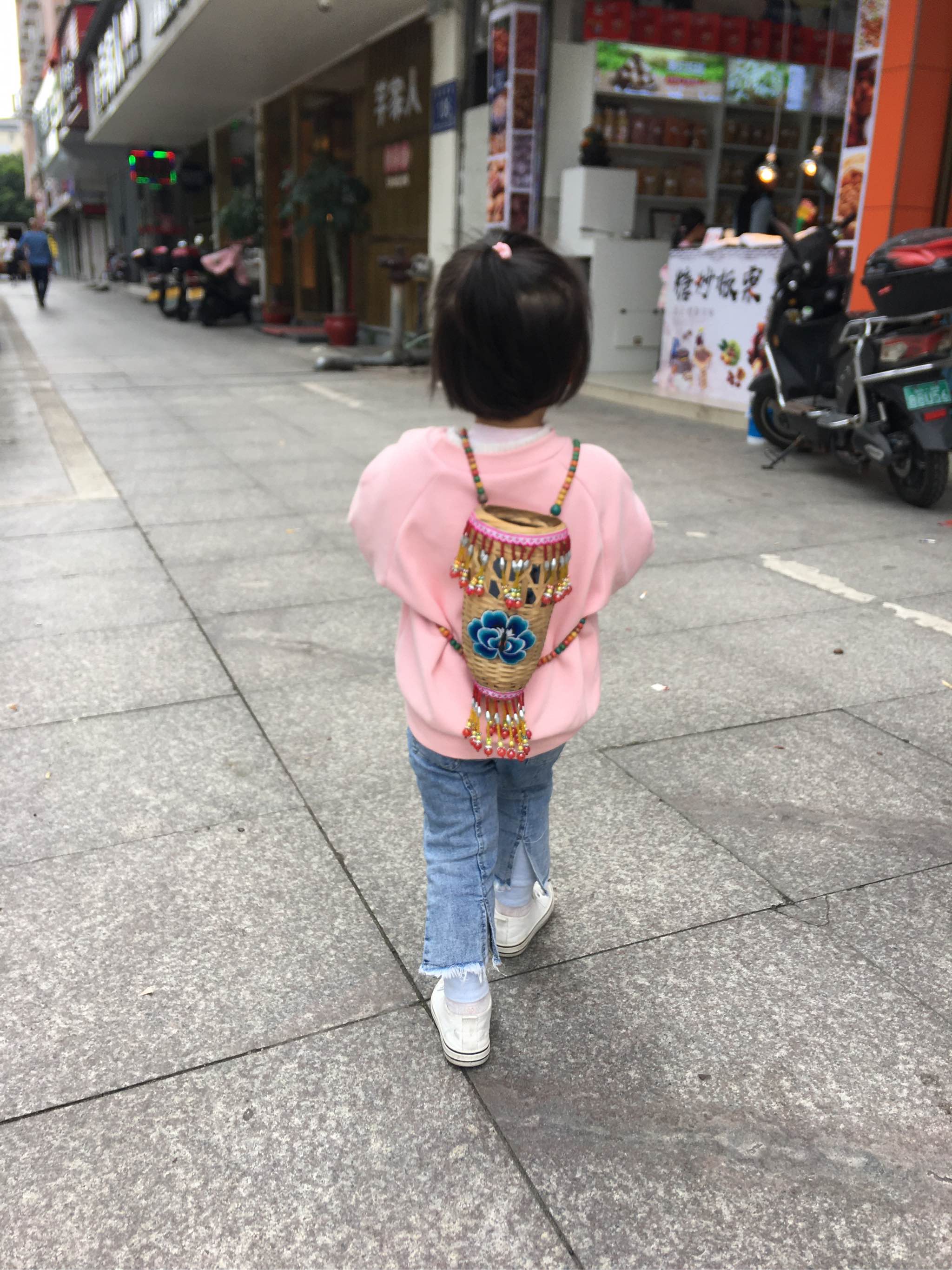 谷神星微笑的荷叶