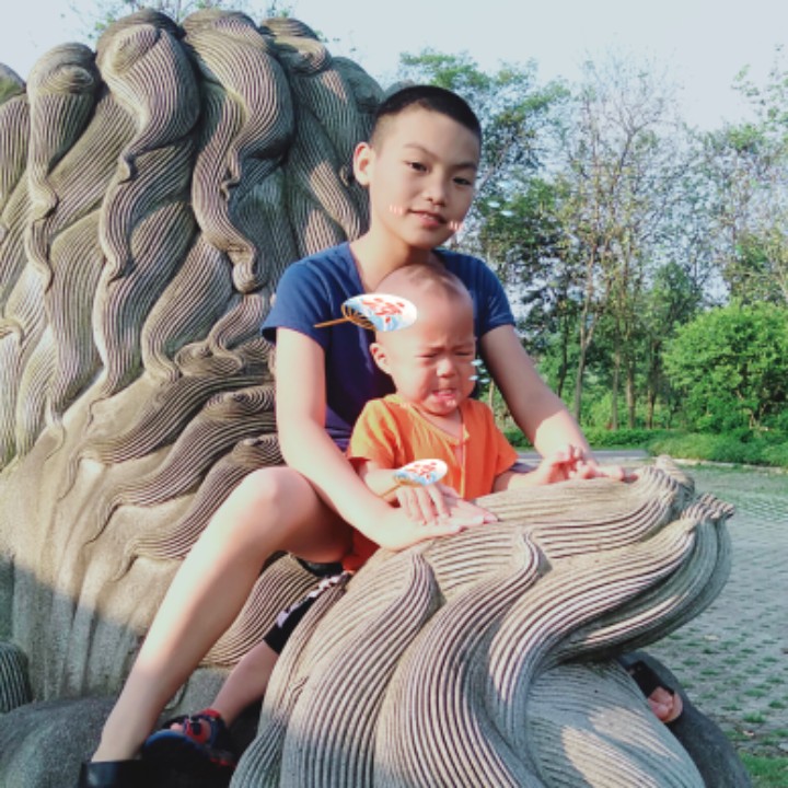 广西弄八卦岭头