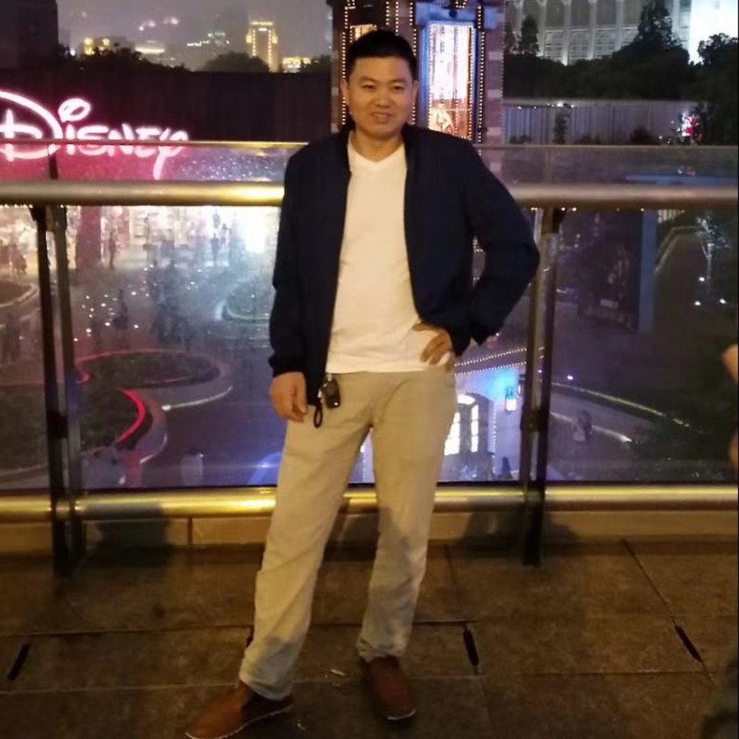 橄榄绿的心叶大黄