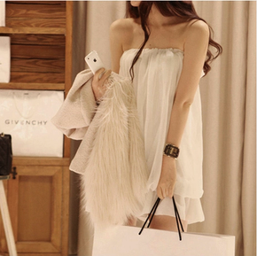 裹胸裙不会掉吗