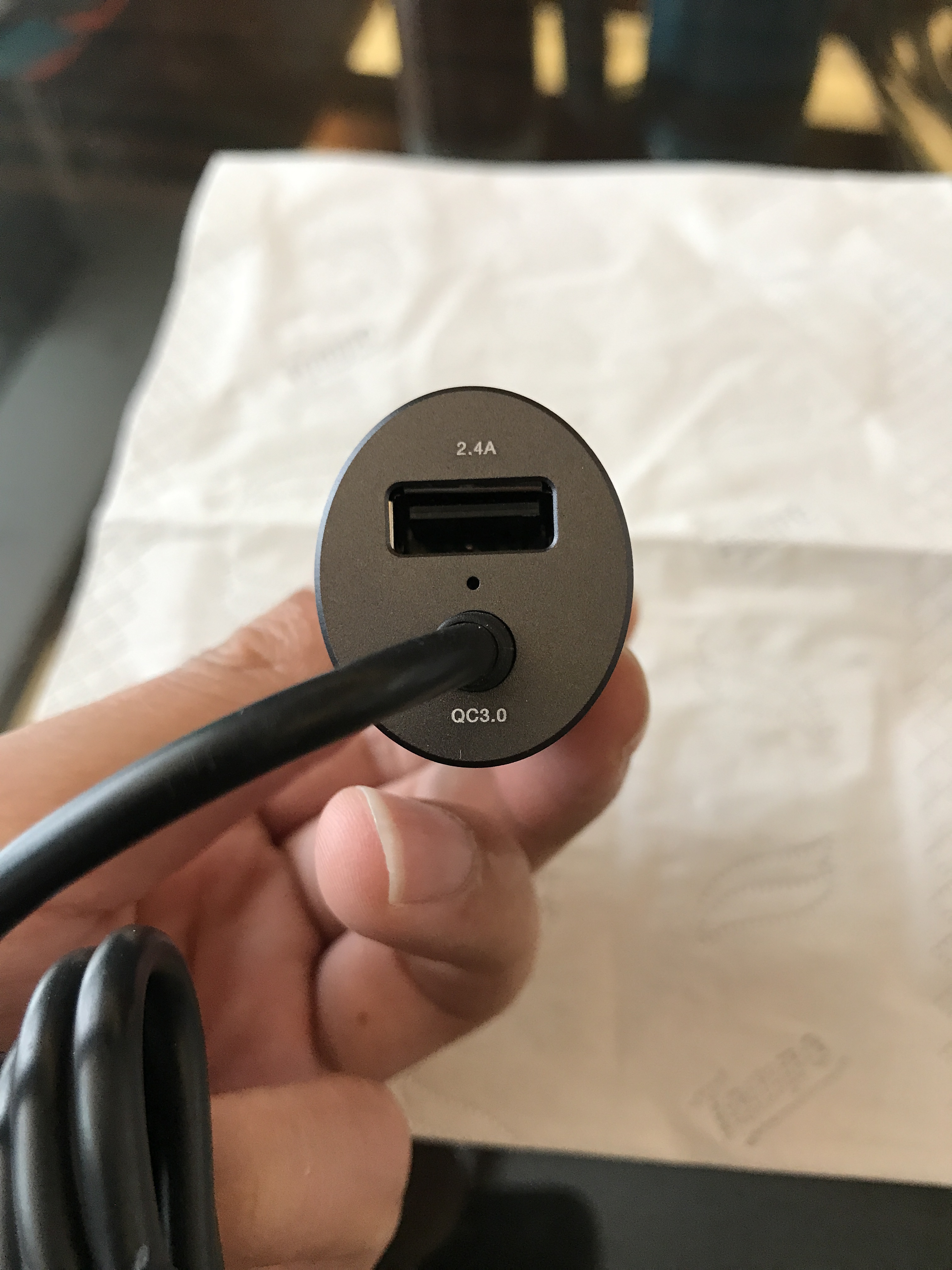 高通快充协议车充怎么样好用吗是什么品牌,来自上班族的亲身体验,第5张 高通快充协议车充怎么样好用吗是什么品牌,来自上班族的亲身体验,第5张
