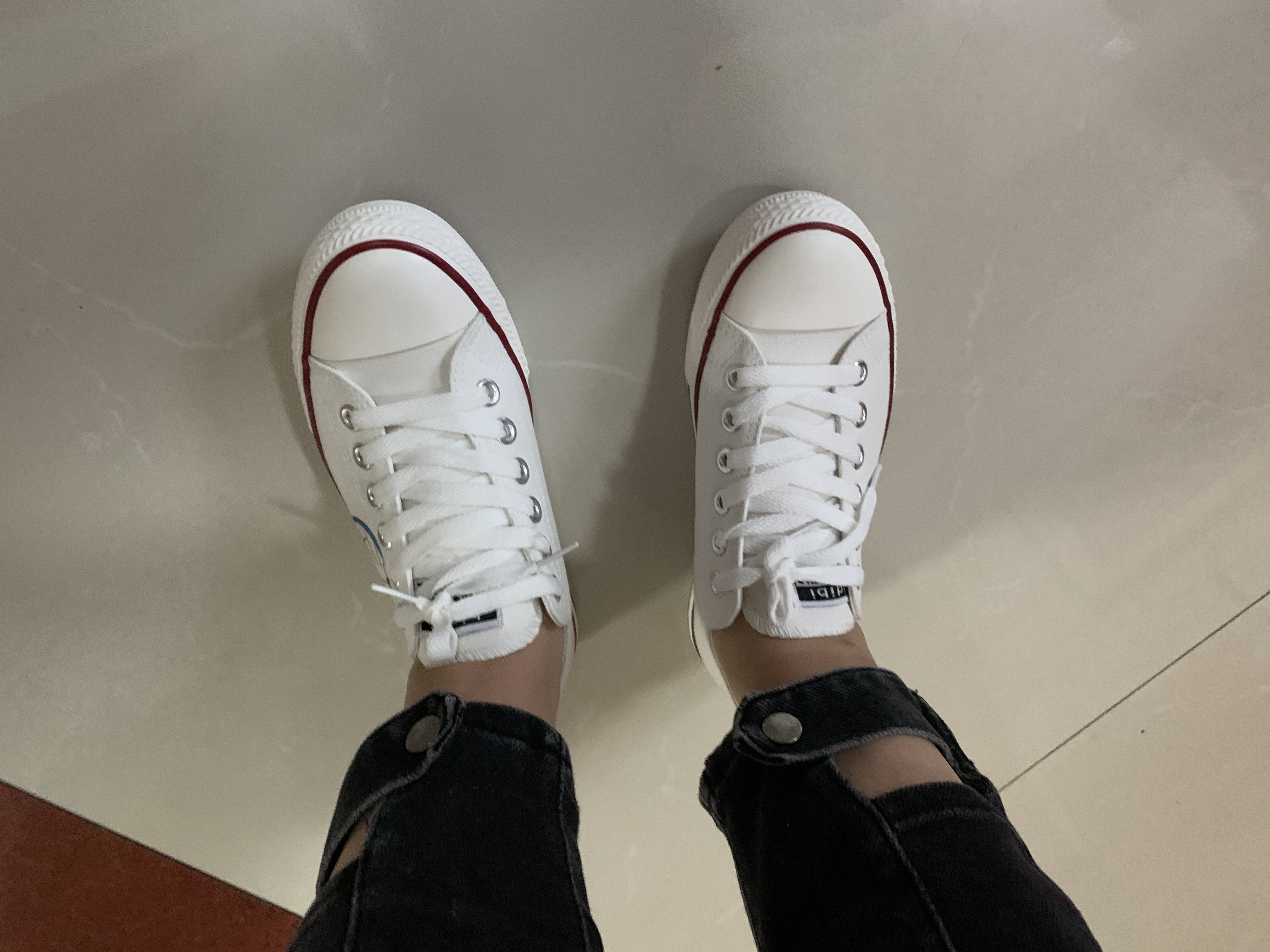 儿童板鞋帆布鞋么样到底好不好可以通用吗,两款产品使用评测