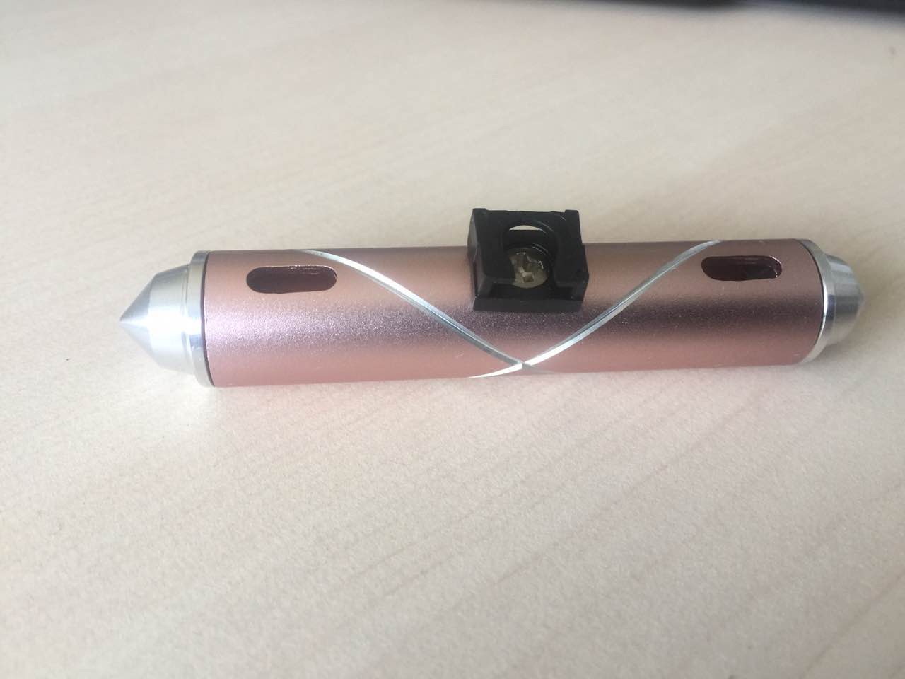 不仅是风口香水,还可当安全锤子怎么样?好用吗?亲自使用分享,第5张 不仅是风口香水,还可当安全锤子怎么样?好用吗?亲自使用分享,第5张