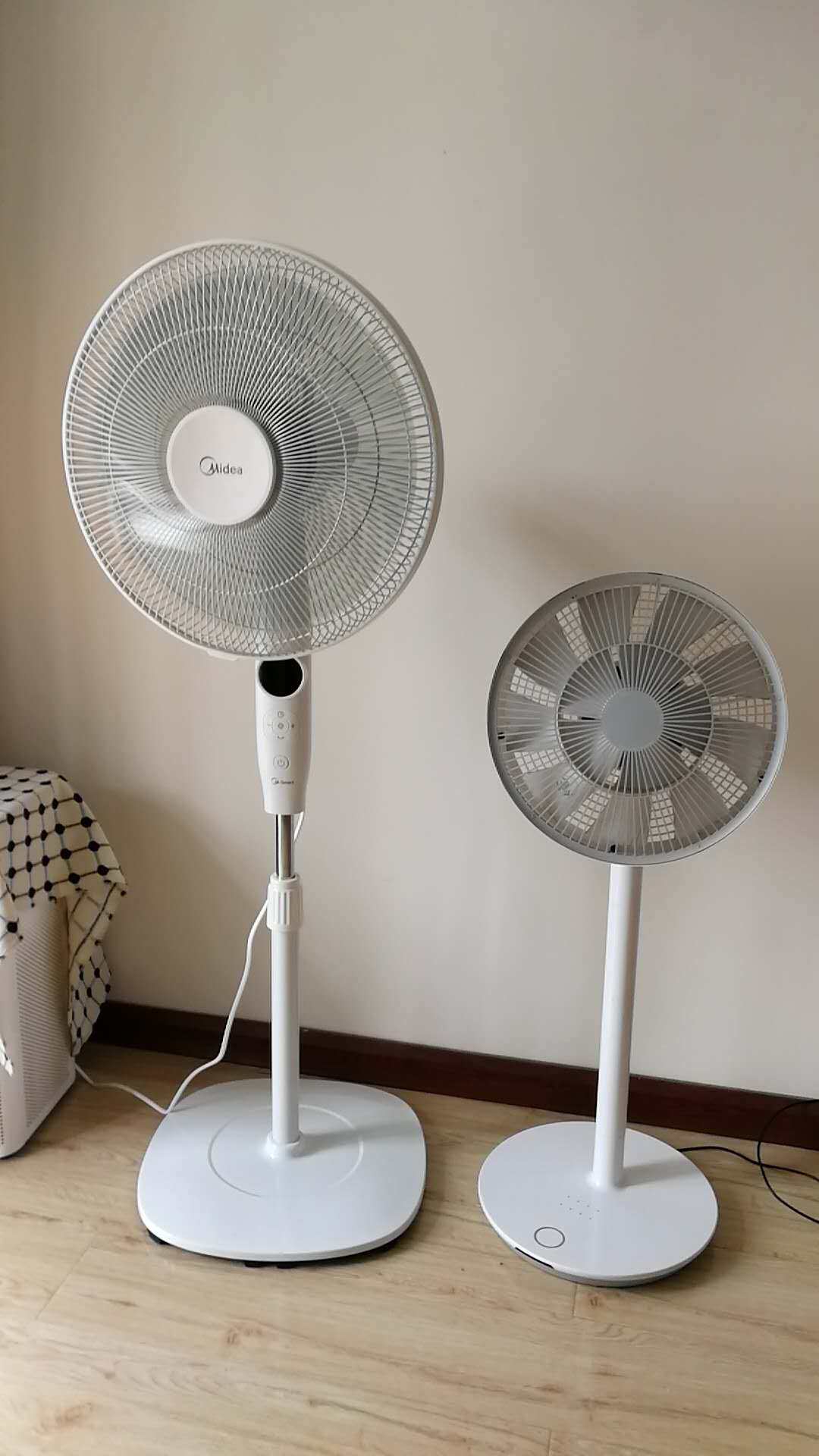 美的新品九叶变频电风扇怎么样