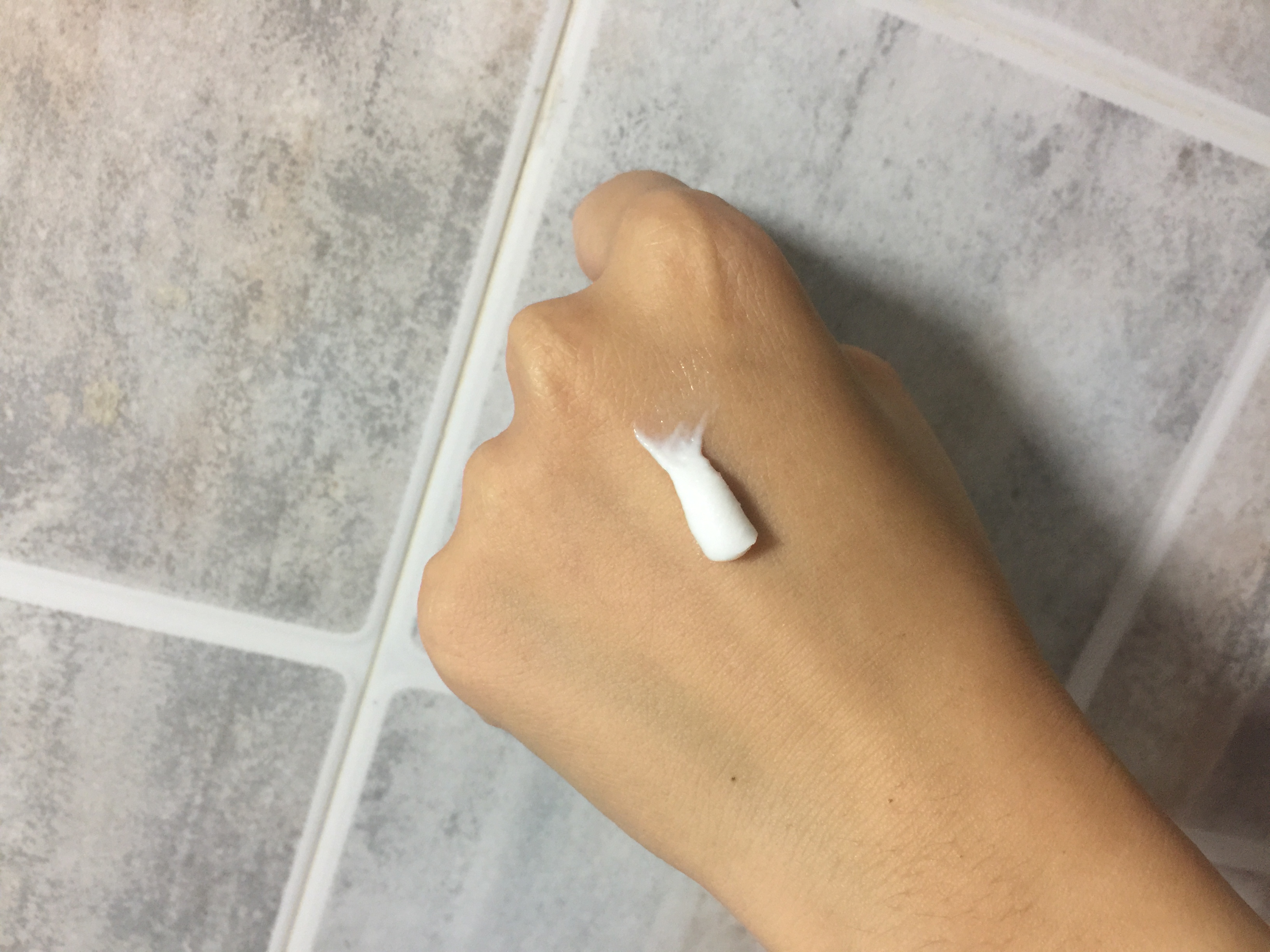 氨基酸洗面奶清爽补水护肤美白性价比最高,使用一个月后真实上手体验,第8张 氨基酸洗面奶清爽补水护肤美白性价比最高,使用一个月后真实上手体验,第8张