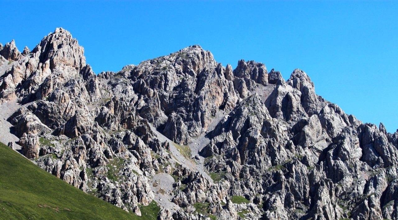 【临夏太子山天气预报】最新实时天气,临夏旅游指数/交通指数,24小时
