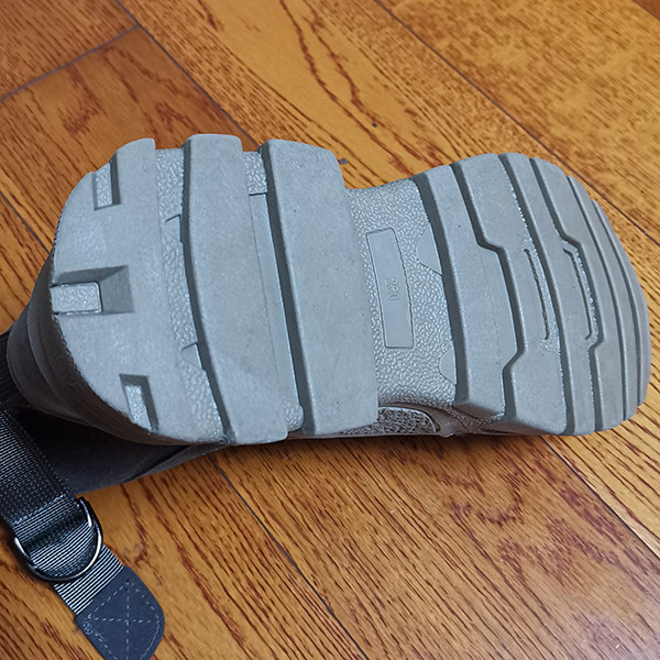 关注店铺+收藏优先 情侣马丁靴质量怎么样好不好用，一个月使用感受_搜券