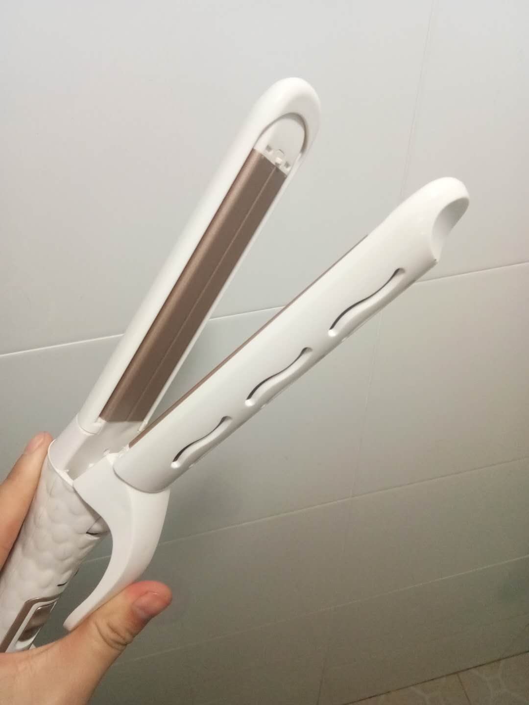 直卷两用不伤发卷发棒内扣夹板怎么样?质量如何,安全吗,真实使用感受,第3张 直卷两用不伤发卷发棒内扣夹板怎么样?质量如何,安全吗,真实使用感受,第3张