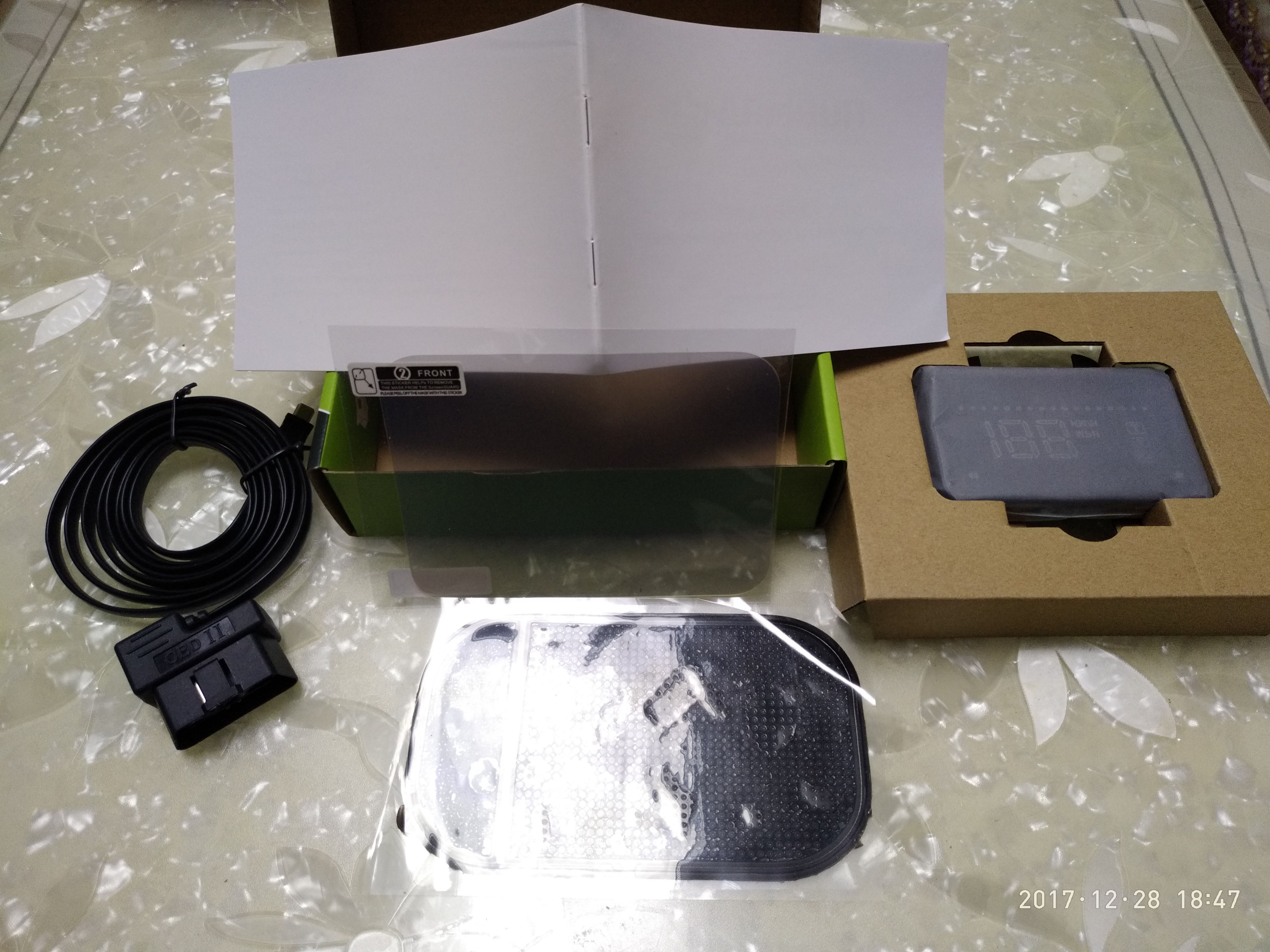 HUD抬头显示器是正规品牌吗?使用后的效果如何,第4张 HUD抬头显示器是正规品牌吗?使用后的效果如何,第4张