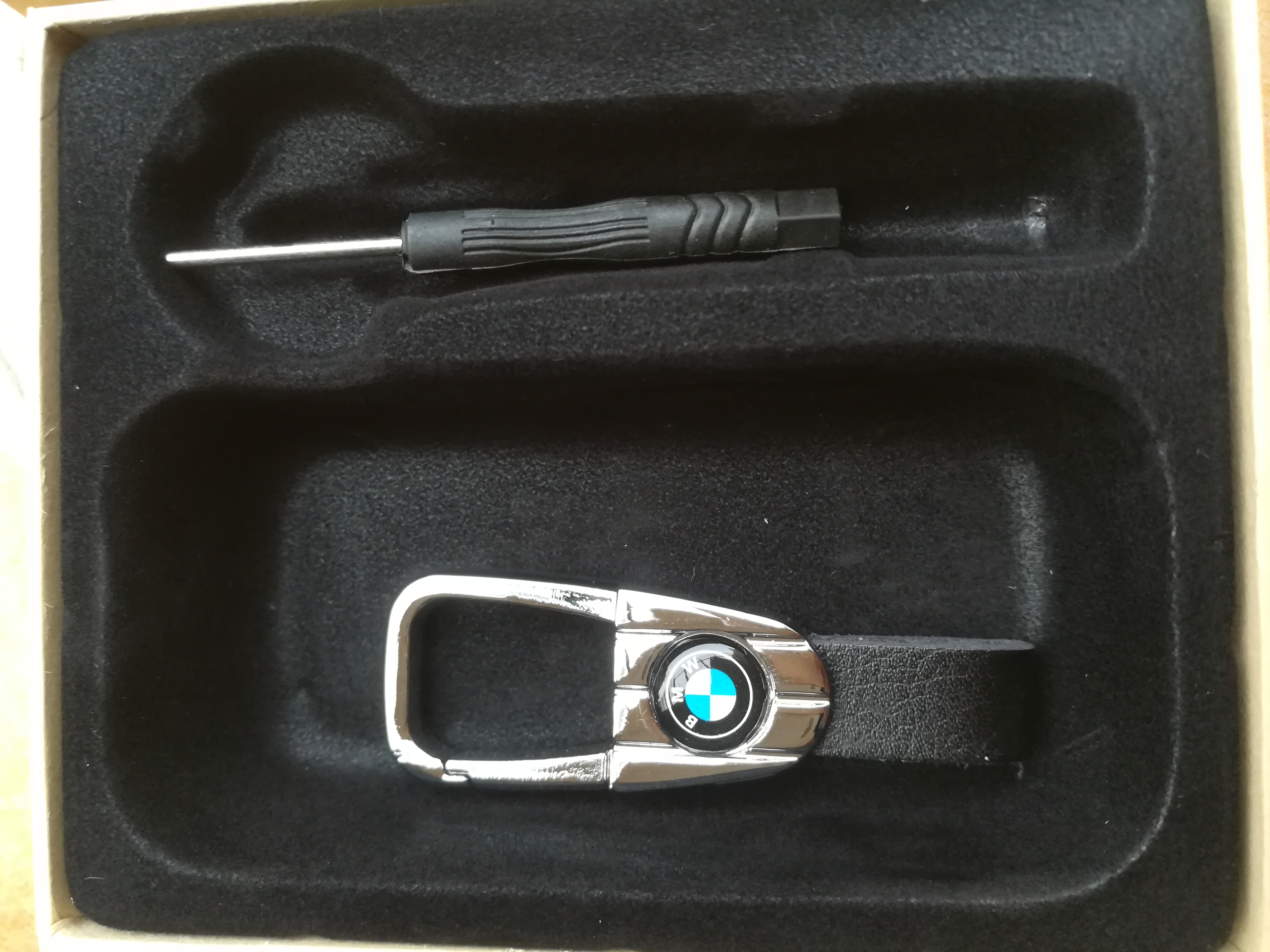 专用宝马钥匙套质量怎么样好不好用，一个月使用感受_搜券