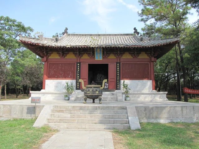 汤和墓古迹园