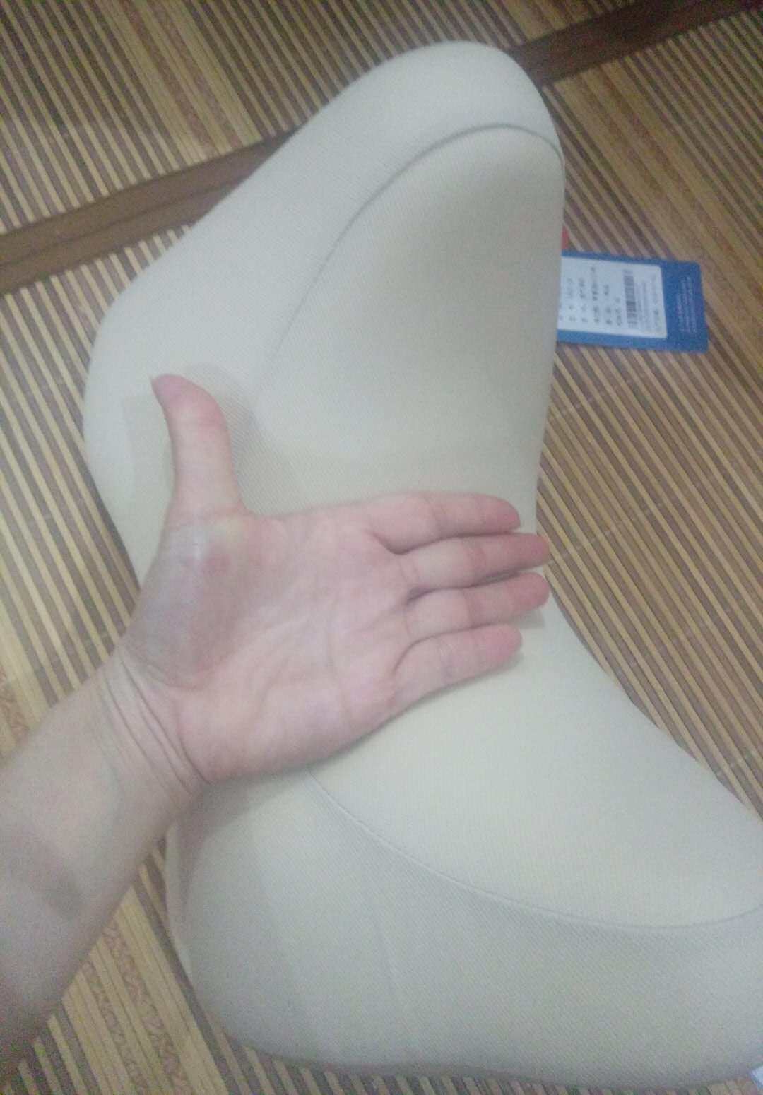 元宝款汽车头枕护颈枕1只有用吗？使用效果显示_搜券