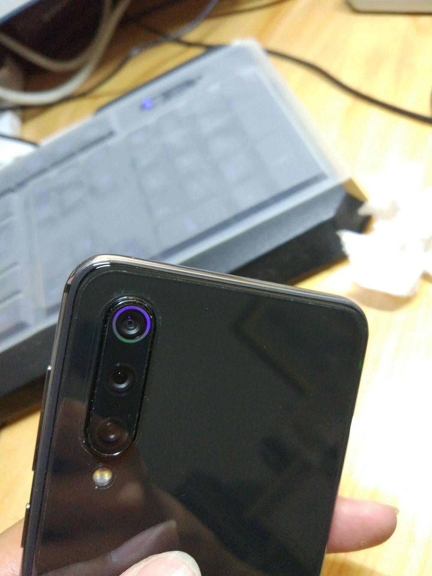 米9/9se前后全包膜有用吗？使用效果显示_搜券