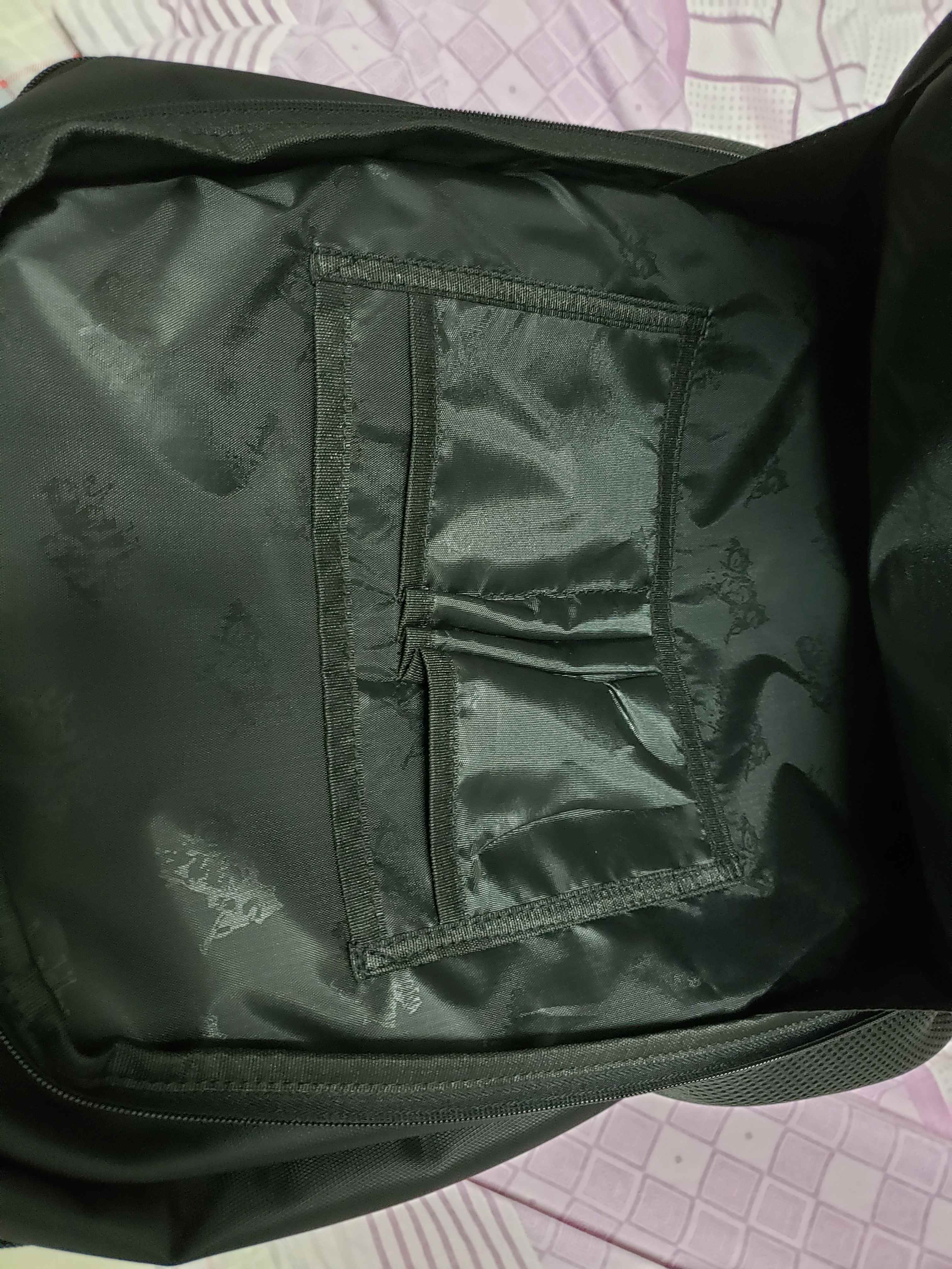 永恒经典七匹狼双肩包接受挑战!怎么样是哪个国家的牌子,热门产品亲自试验,第4张 永恒经典七匹狼双肩包接受挑战!怎么样是哪个国家的牌子,热门产品亲自试验,第4张