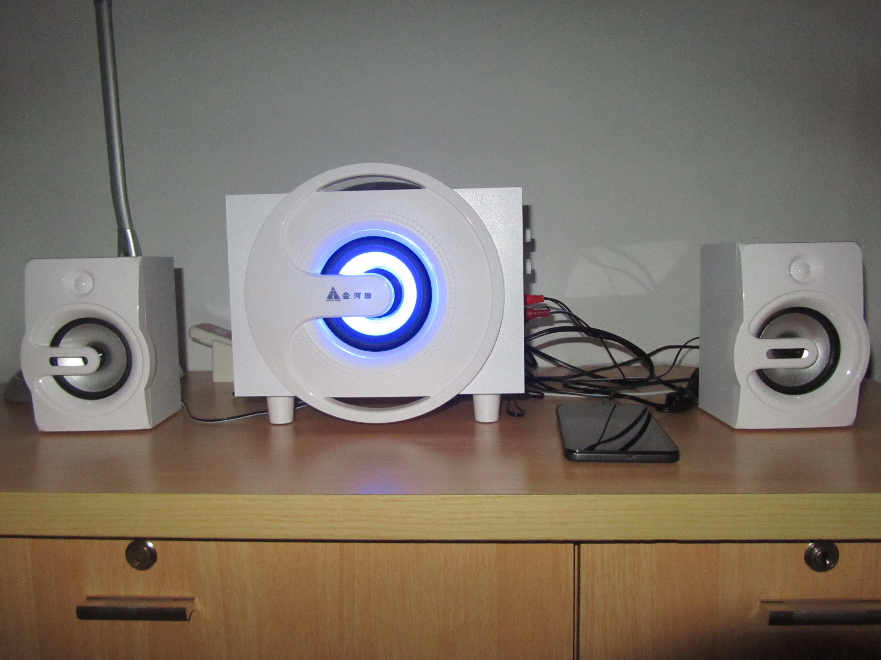 金河田 蓝牙电脑音响音箱低音炮