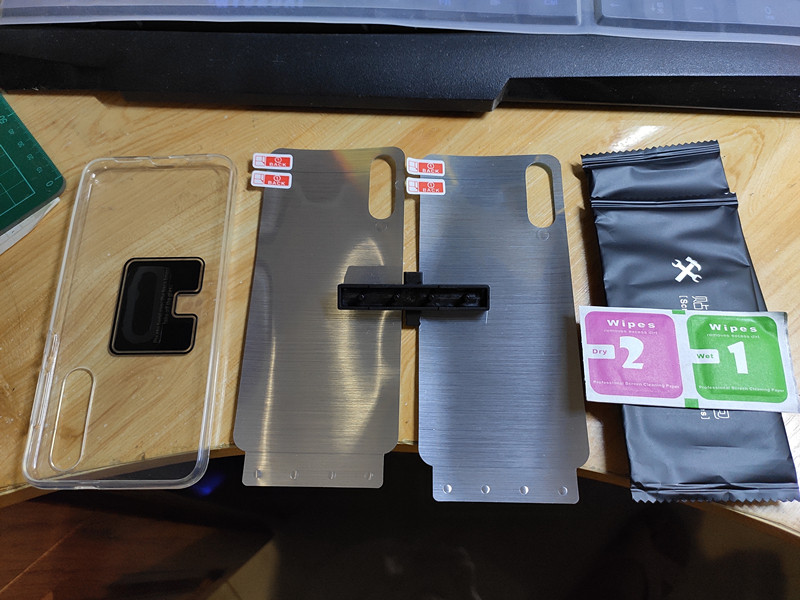 米9/9se前后全包膜有用吗？使用效果显示_搜券