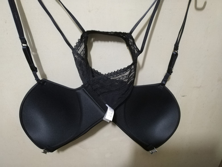 哇唔无痕前扣美背文胸效果怎么样,真的好用吗?使用两周真实效果,第9张 哇唔无痕前扣美背文胸效果怎么样,真的好用吗?使用两周真实效果,第9张