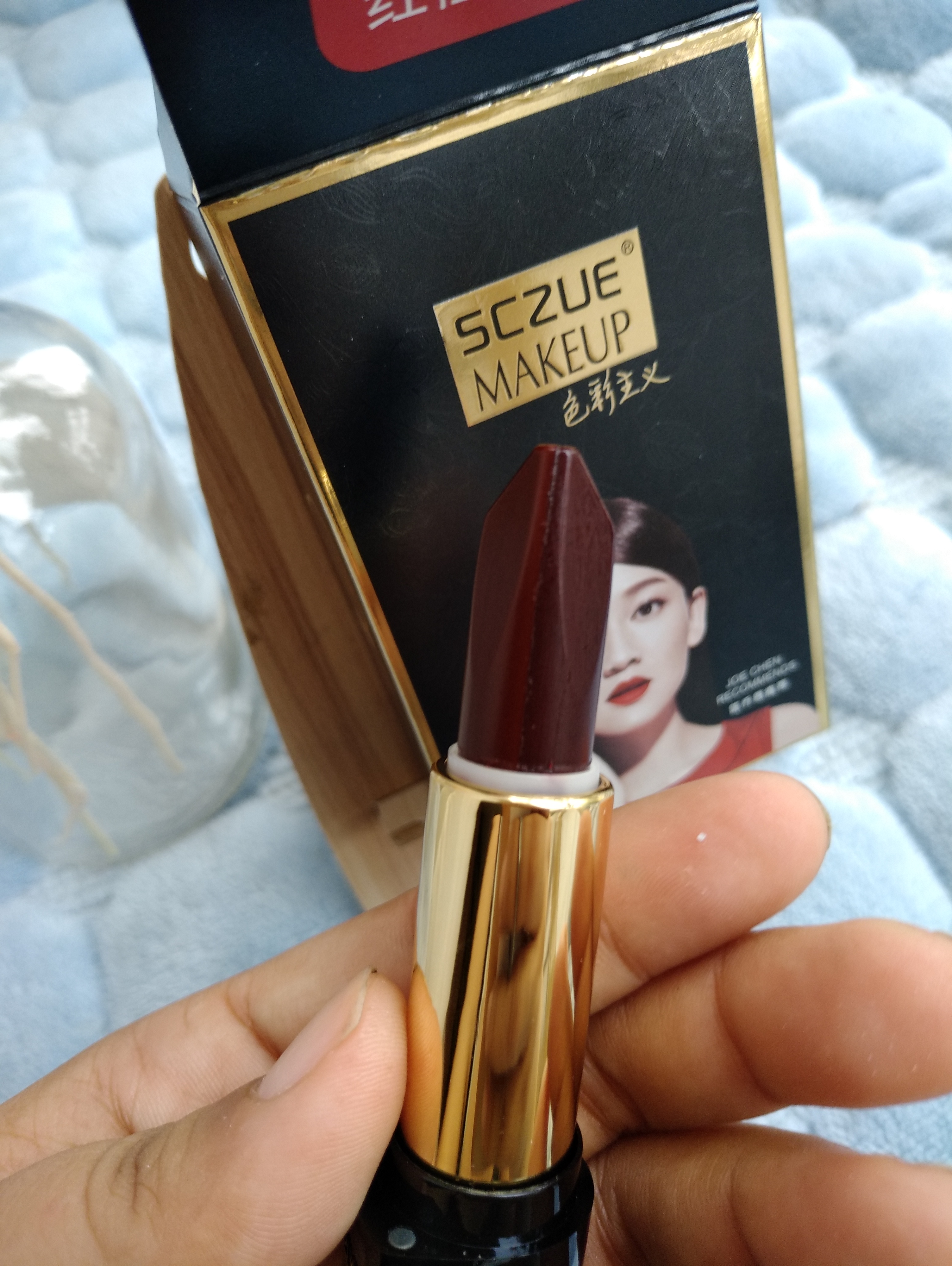 色彩主义三色黑玫瑰口红试色 非常好闻_in榜 色彩主义三色黑玫瑰口红试色 非常好闻